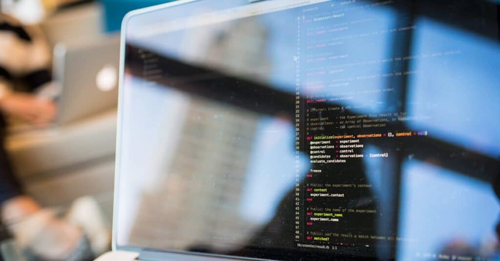 Cinq raisons convaincantes de se lancer dans une formation en développement web en 2025 2 découvrez l'art du développement web avec nos ressources et astuces. apprenez à créer des sites internet performants et modernes, des langages de programmation aux frameworks les plus récents. initiez-vous aux meilleures pratiques pour un web optimisé et attrayant.