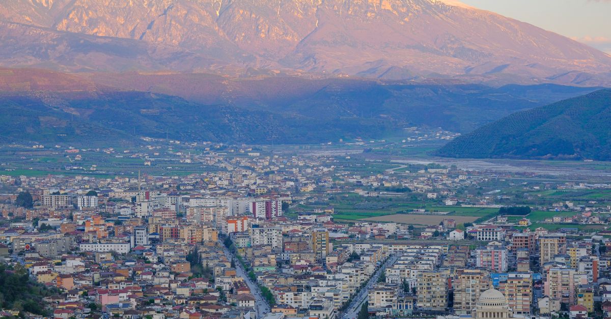 Le collectif anticapitaliste albanais : une voix engagée sur Le Club de Mediapart 1 collectif anti-capitaliste albanais engagé dans la lutte contre les inégalités sociales et économiques, promouvant la justice sociale et la solidarité.
