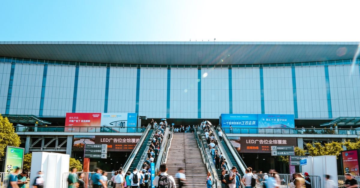 Alibaba prépare une levée de fonds colossale de 10 milliards de dollars à Hong Kong pour stimuler ses projets stratégiques 10 découvrez alibaba, la plateforme mondiale de commerce en ligne qui connecte vendeurs et acheteurs pour des milliers de produits à prix compétitifs.