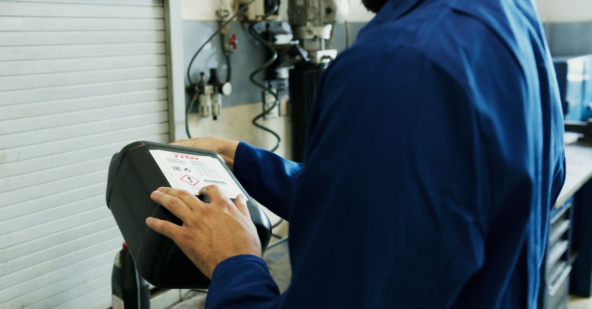 Un contrôle technique annuel pour les véhicules anciens : une nouvelle exigence en vue ? 10 inspection technique annuelle pour véhicules anciens : assurez la conformité et la sécurité de votre voiture de collection grâce à un contrôle rigoureux et adapté.