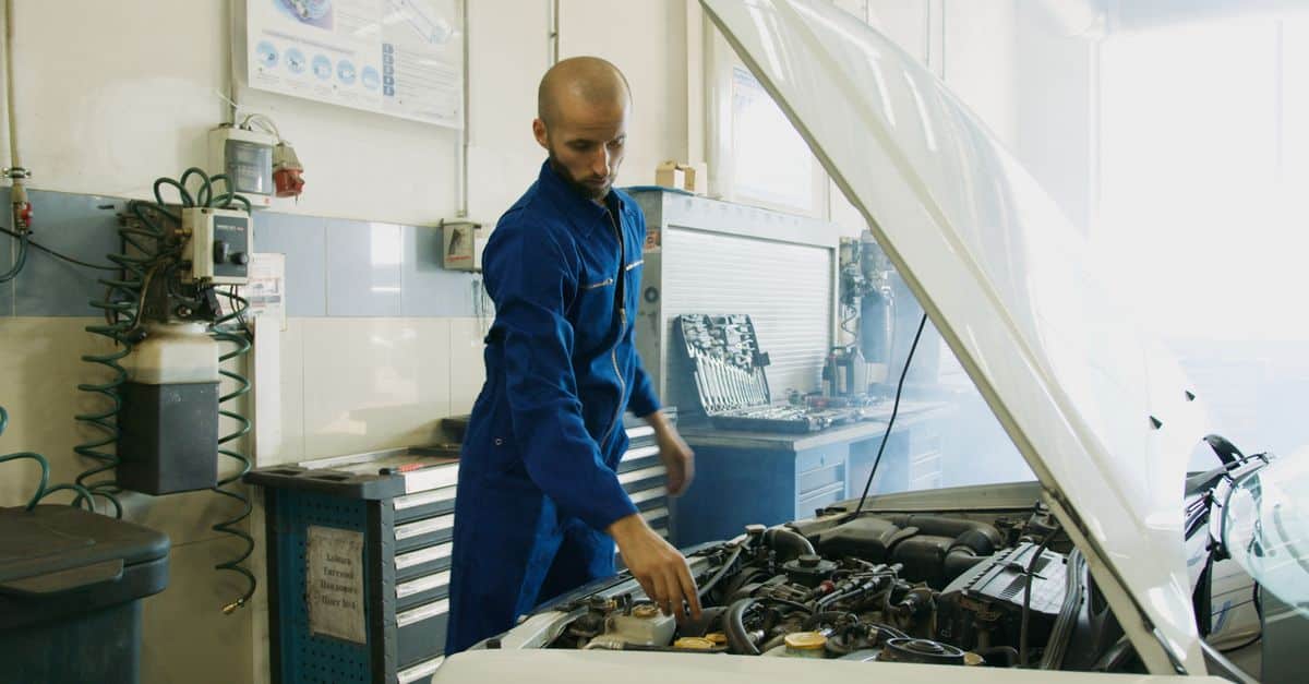 Le gouvernement rejette l'idée d'un contrôle technique annuel proposé par Bruxelles 10 inspection annuelle du véhicule : assurez la sécurité et la conformité de votre voiture avec un contrôle technique complet et obligatoire.