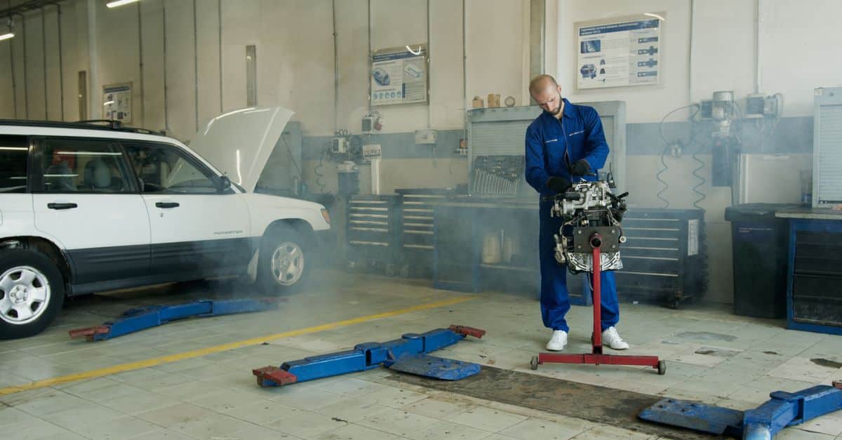 Démystification : Le contrôle technique annuel va-t-il bientôt s'imposer pour les véhicules anciens ? 11 inspection annuelle des véhicules : assurez la sécurité et la conformité de votre voiture avec notre service d'inspection complet et fiable.