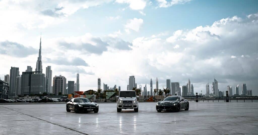 Révolution automobile : l'impact des véhicules électriques et des technologies numériques, entre innovations et intelligence artificielle 8 découvrez la révolution automobile : innovations, technologies et tendances qui transforment l'industrie du véhicule pour un avenir plus durable et connecté.