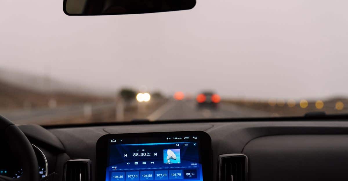 Bedrock révolutionne le secteur de la construction avec sa technologie de conduite autonome 4 découvrez les avancées de la technologie de conduite autonome, qui révolutionne la sécurité et le confort sur la route grâce à des véhicules intelligents et connectés.