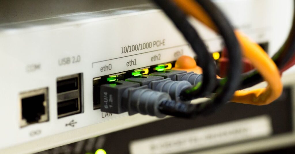 Comcast élargit son réseau : services Internet haut débit Xfinity et Comcast Business désormais accessibles dans de nouvelles régions 7 découvrez nos solutions d'internet haut débit pour une connexion rapide et fiable à domicile ou au bureau.