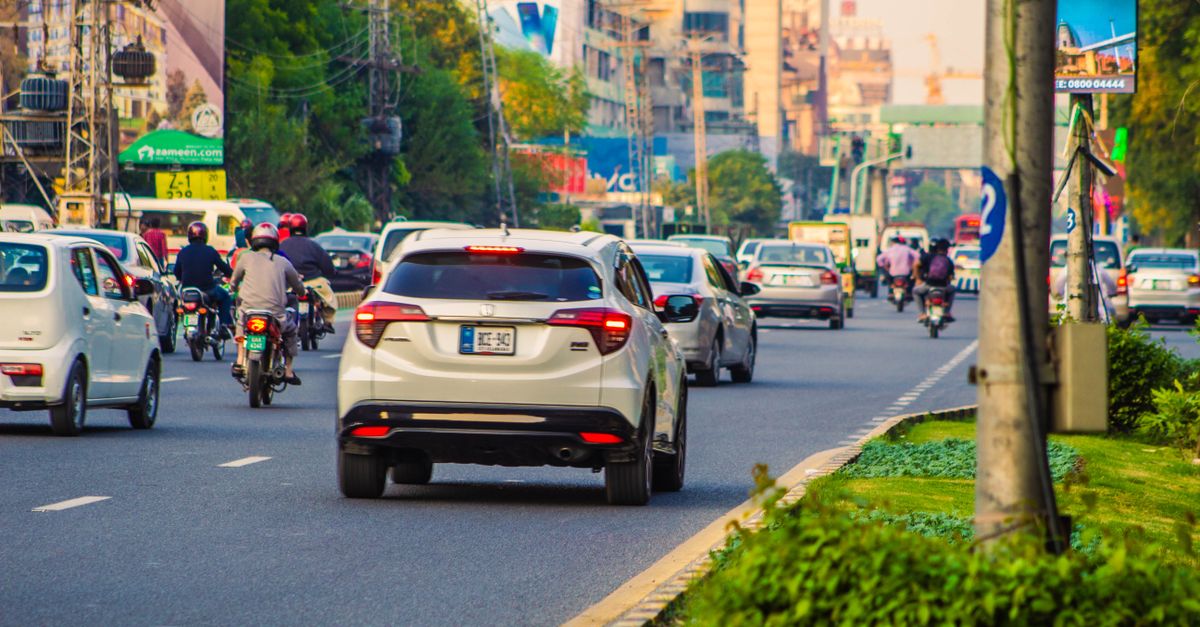 L'augmentation des prix des voitures en Europe : le rôle controversé des constructeurs révélé par un rapport 3 découvrez pourquoi les prix des voitures augmentent et comment cela impacte votre achat automobile.