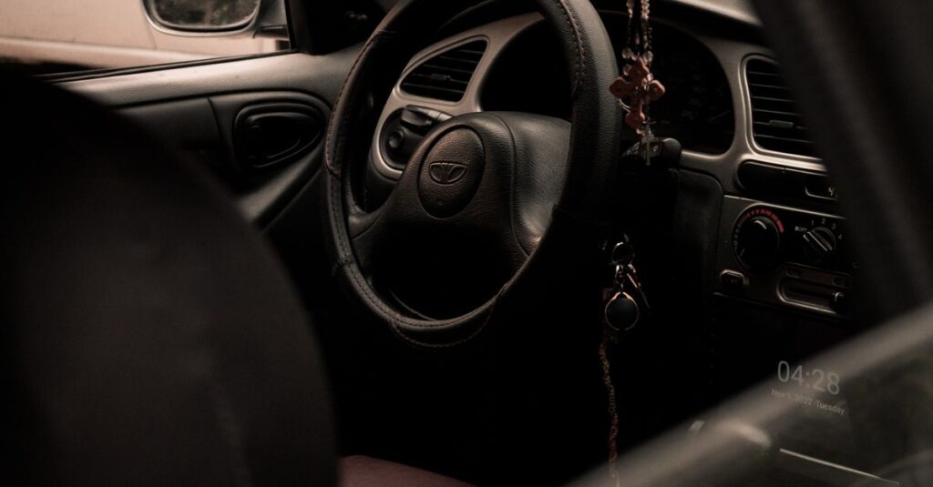 Vols de voitures : les modèles récents face aux nouvelles menaces technologiques des voleurs 7 prévenez le vol de voiture grâce à nos conseils et solutions efficaces pour protéger votre véhicule en toutes circonstances.