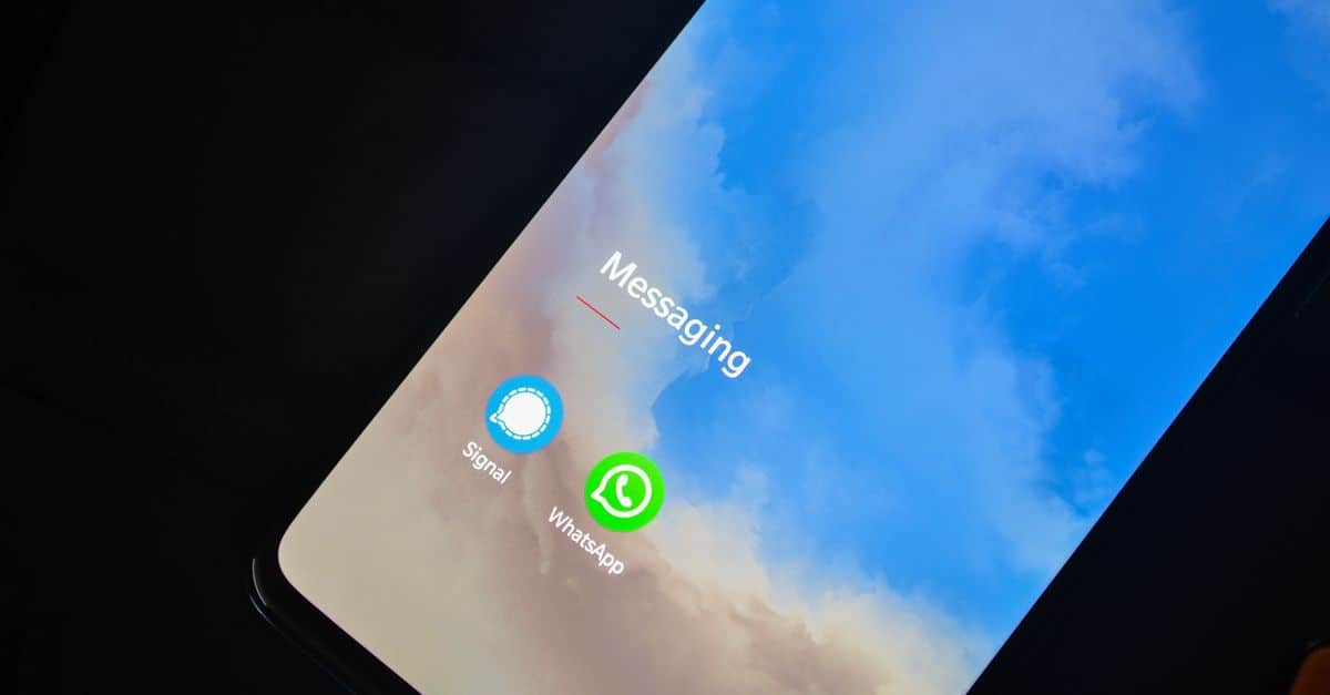 L'application Le Chat, désormais disponible en version Pro pour les abonnés Free Mobile, franchit le cap impressionnant d'un million de téléchargements 2 découvrez chat app pro, la version avancée de notre application de messagerie offrant des fonctionnalités premium pour une communication fluide et sécurisée.