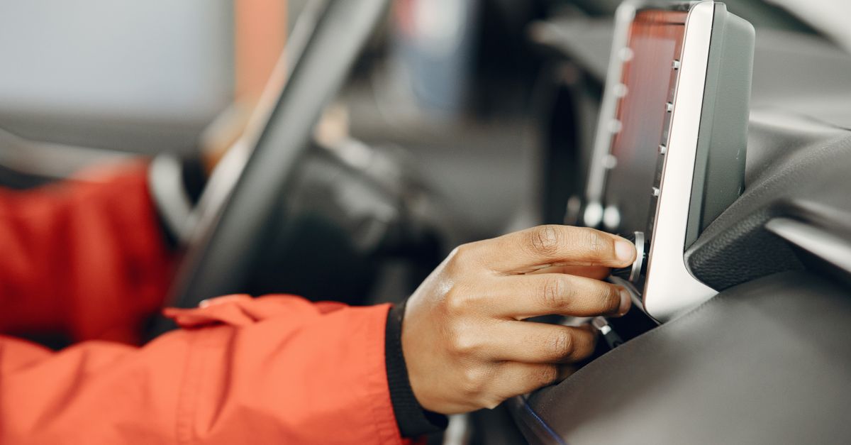 Comment ne jamais oublier un enfant dans la voiture : les technologies qui vous protègent 1 technologies de sécurité automobile pour enfants : protégez vos proches avec les dernières innovations en matière de dispositifs de retenue et systèmes de protection dans les véhicules.
