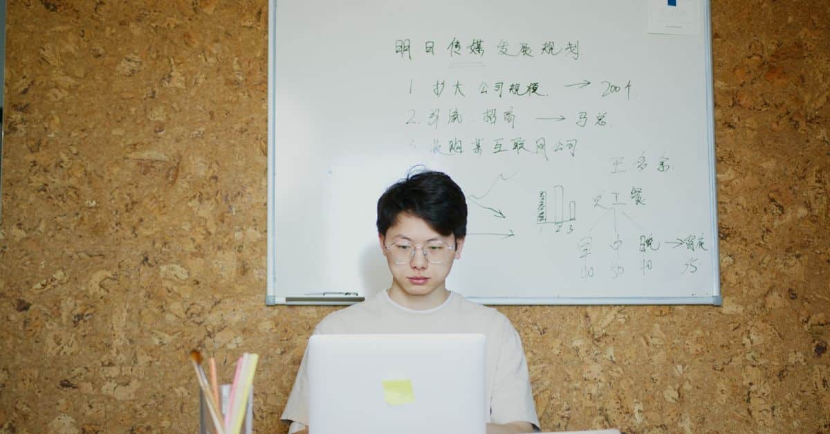 En voiture ! n°4 : la stratégie de la Chine pour préserver ses innovations technologiques 10 découvrez la stratégie d'innovation technologique de la chine, ses objectifs clés et son impact sur le développement technologique mondial.