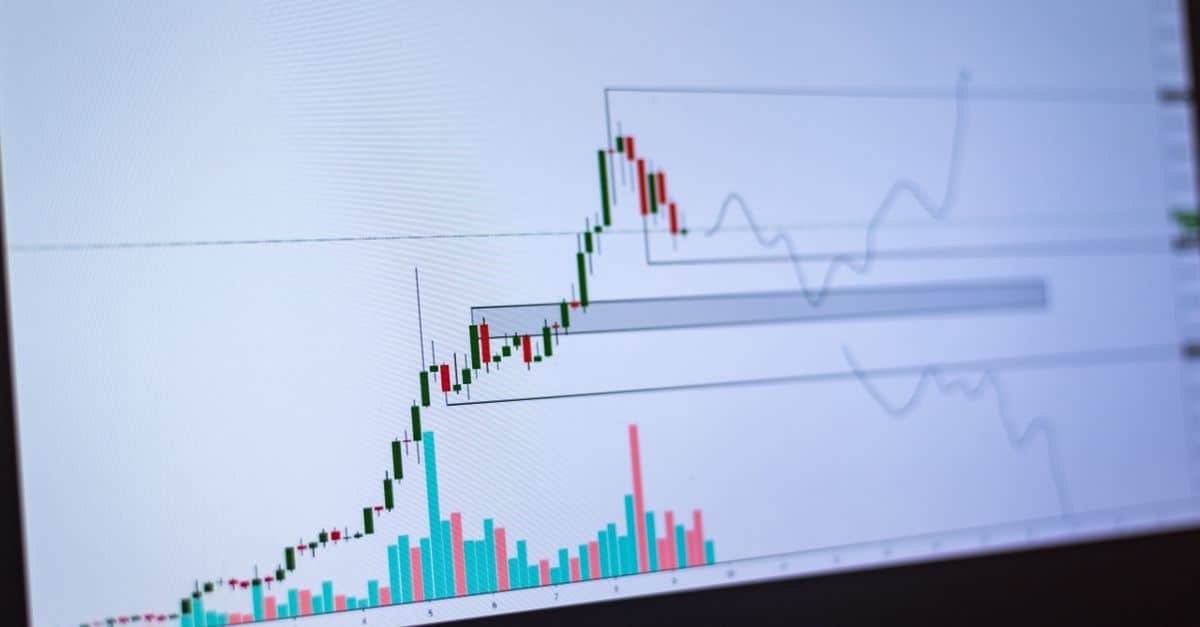 Baisse des actions des fabricants chinois d'IA suite à l'initiative américaine d'interdiction 1 analyse de la baisse des actions des fabricants chinois d'intelligence artificielle : causes, impacts et perspectives du marché.