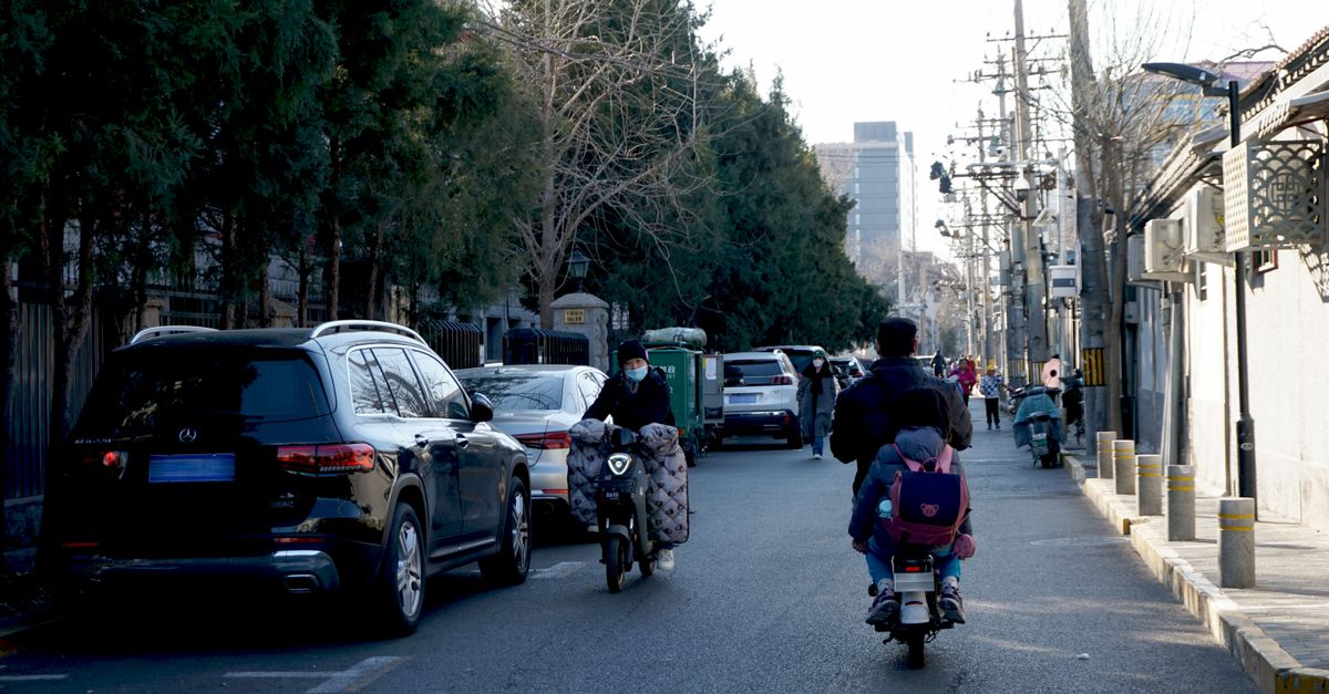 Le PDG de Ford considère les véhicules électriques chinois comme étant de loin supérieurs aux modèles occidentaux. 9 découvrez l'innovation des véhicules électriques chinois, alliant technologie avancée, design moderne et respect de l'environnement pour une mobilité durable.
