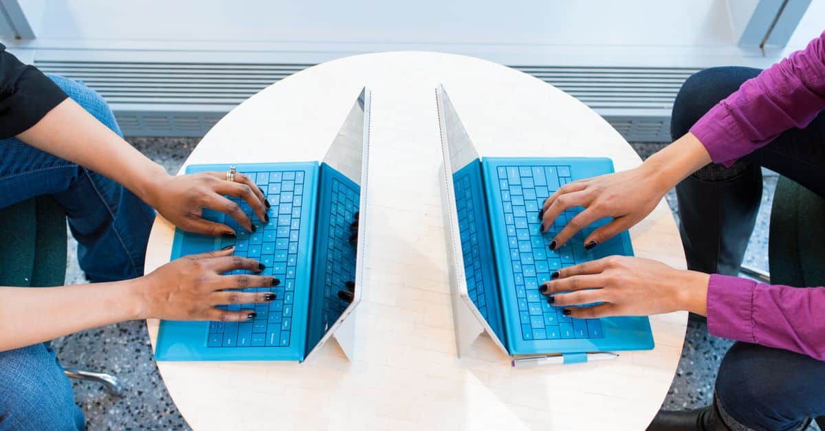 Cloud Computing : dernières actualités, guides pratiques et conseils d'achat - ZDNet 7 découvrez le cloud computing, une technologie révolutionnaire qui permet de stocker, gérer et traiter des données via internet, offrant flexibilité, sécurité et innovation pour les entreprises et les particuliers.