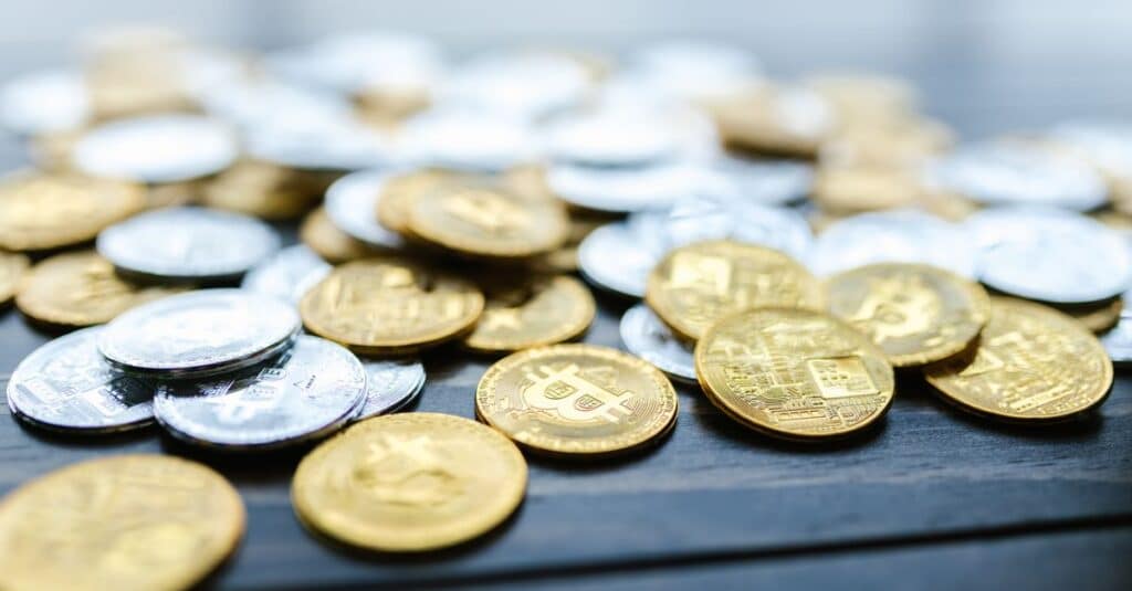 Un investisseur en cryptomonnaies qui avait fait l'acquisition de Bitcoin à 300 $ et de Binance Coin à 28 $ se tourne maintenant vers l'accumulation de ce jeton à seulement 0,20 $ 9 découvrez les meilleures stratégies pour l'accumulation de cryptomonnaies et maximisez vos investissements en toute sécurité.