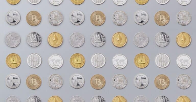 Les actions des cryptomonnaies s&rsquo;envolent suite au franchissement historique du Bitcoin au-dessus de 80 000 $