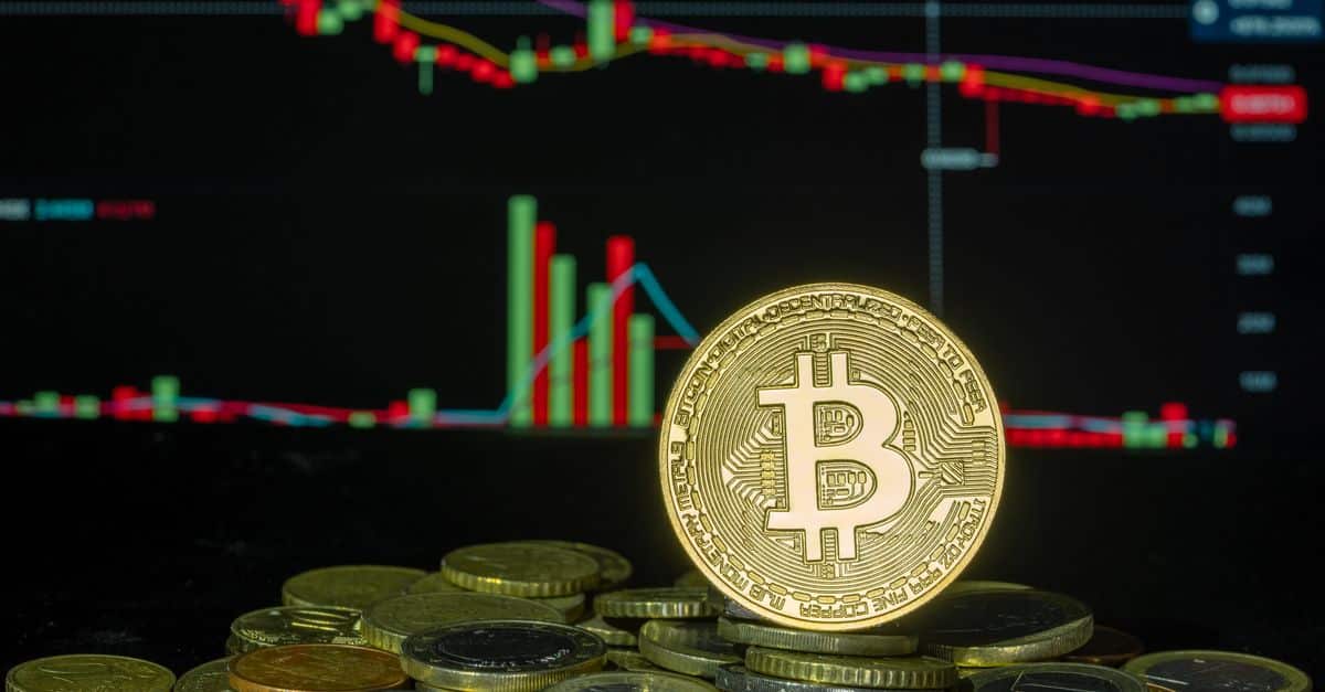 Un homme condamné à 30 ans de prison pour avoir soutenu l'État islamique grâce aux cryptomonnaies 11 découvrez comment la cryptomonnaie est utilisée dans le financement du terrorisme, les risques associés et les mesures prises pour lutter contre ce phénomène.