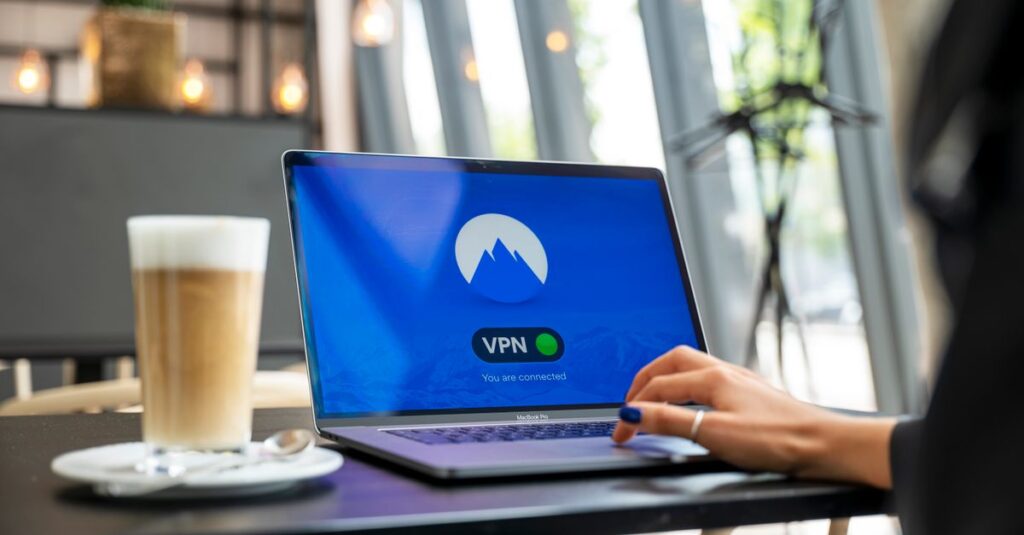 Actuellement, le VPN CyberGhost se démarque comme l'offre de cybersécurité la plus avantageuse du marché ! 1 découvrez cyberghost vpn, votre solution fiable pour naviguer en toute sécurité et protéger votre vie privée en ligne avec une connexion rapide et anonyme.