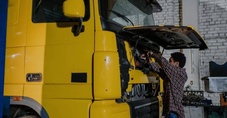 Diesel : une découverte surprenante pourrait bientôt préserver des millions de voitures thermiques