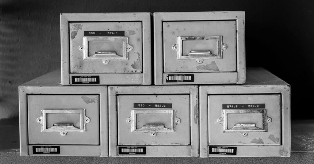 Les Archives Inestimables des Applications : Un Voyage à Travers l'Évolution Numérique 1 découvrez notre service d'archives numériques sécurisé pour conserver, organiser et accéder facilement à vos documents anciens et précieux en toute simplicité.