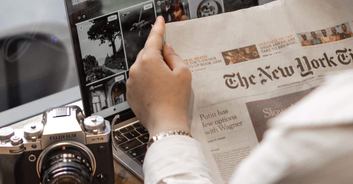 Les enjeux des médias numériques dans notre société actuelle 8 découvrez les principaux défis des médias numériques et comment les surmonter pour réussir dans un environnement en constante évolution.