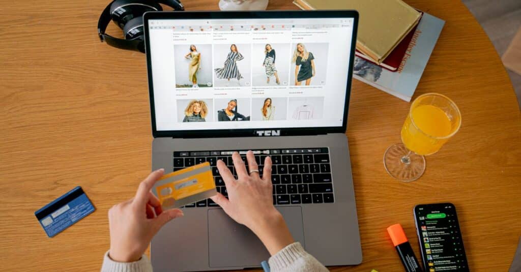 Les tendances actuelles du e-commerce en 2025 3 découvrez les tendances du e-commerce en 2025 pour rester à la pointe du marché, optimiser votre stratégie digitale et booster vos ventes en ligne.