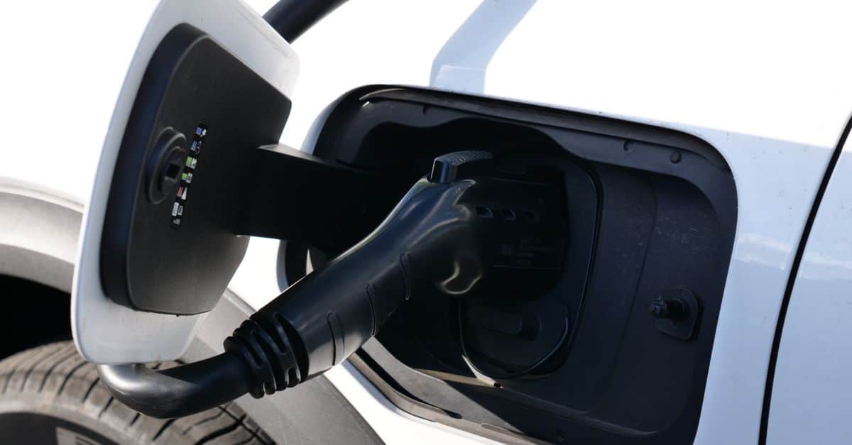 découverte de la citroën c3 électrique : tout sur sa batterie, son autonomie, son temps de recharge et ses performances 4 découvrez tout sur les batteries de voitures électriques : fonctionnement, types, autonomie et conseils pour optimiser leur durée de vie.