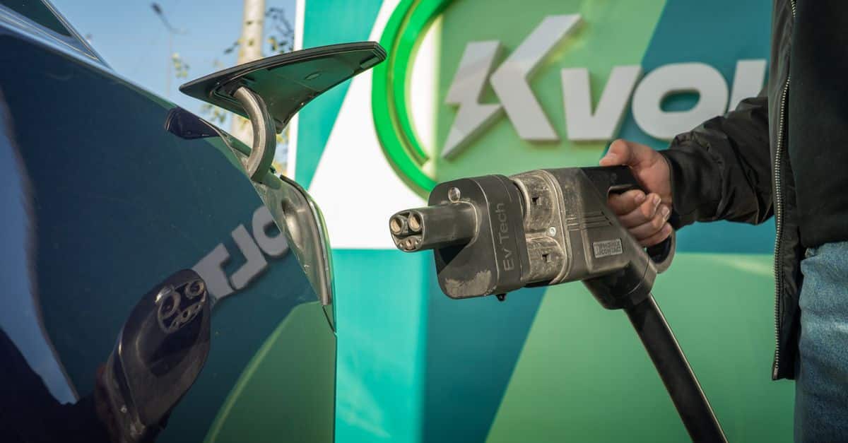 Les voitures électriques peinent encore à intégrer le top 10 des ventes 10 découvrez tout sur les voitures électriques : avantages, fonctionnement, modèles populaires et impact écologique pour une mobilité durable.