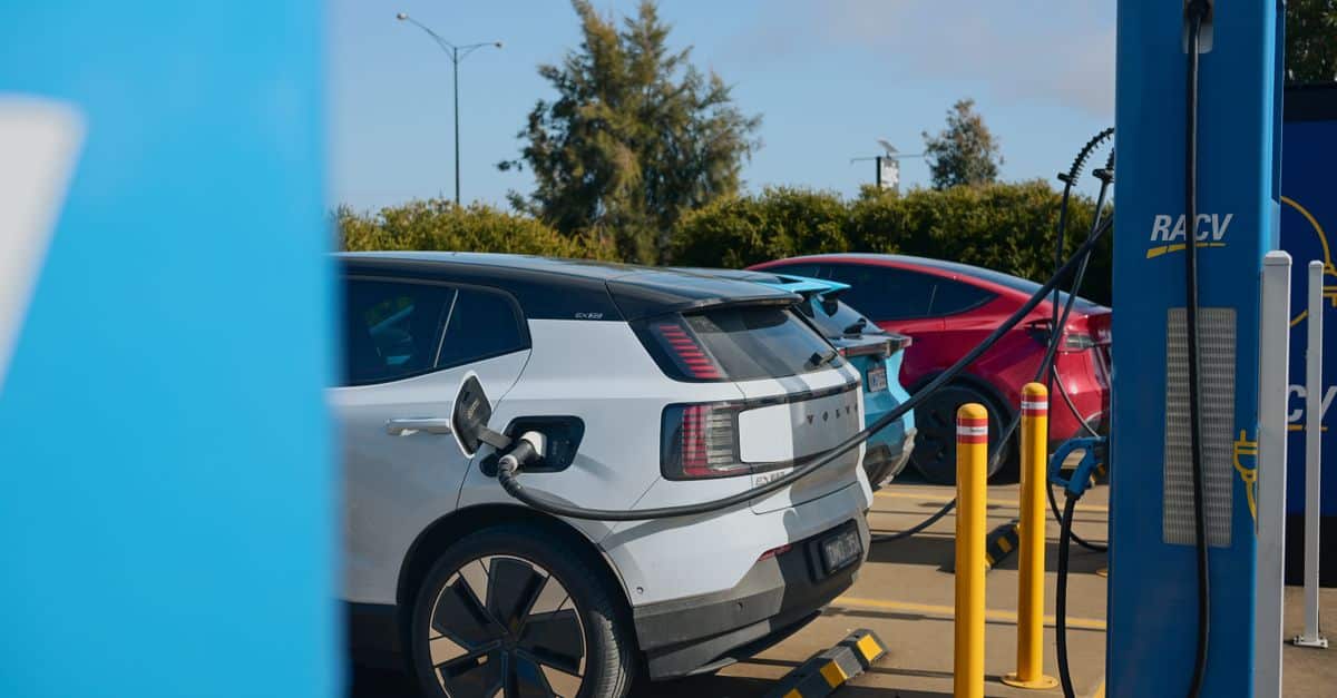 Une autonomie impressionnante de 970 km pour le nouveau modèle électrique de Stellantis : décryptage de cette performance 5 découvrez comment maximiser l'autonomie de votre véhicule électrique grâce à nos conseils pratiques et informations essentielles.