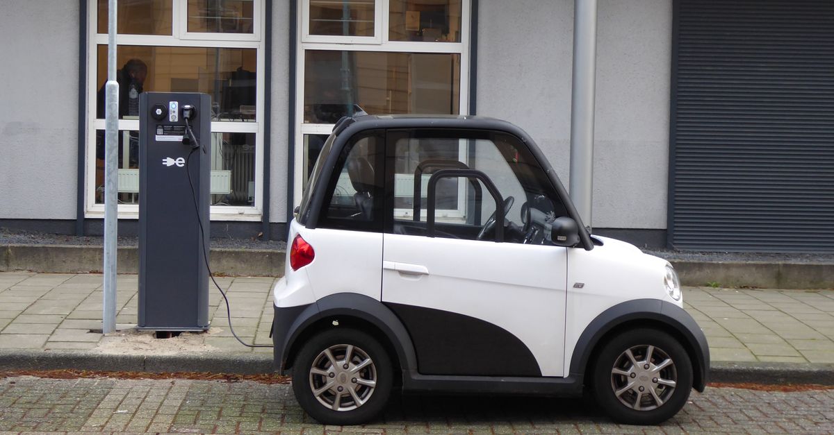 Les véhicules électriques révolutionnent le design automobile : le capot, une pièce en voie de disparition 10 découvrez tout sur les véhicules électriques : technologies, avantages, modèles populaires et impact environnemental pour une mobilité durable et innovante.