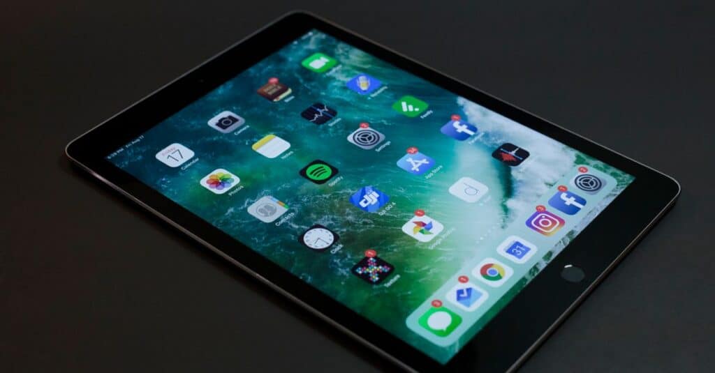 Découvrez ces 5 applications et jeux incontournables pour Android et iOS, validés par nos soins ! 1 découvrez les applications et jeux essentiels pour optimiser votre expérience mobile, alliant divertissement, productivité et utilité au quotidien.