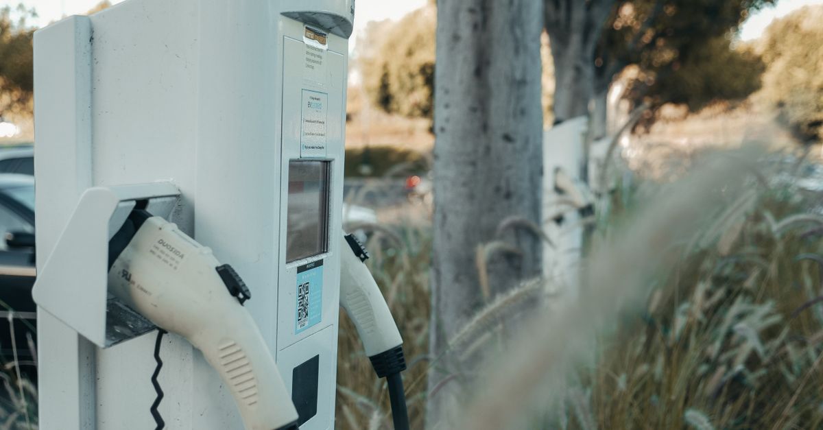 Trump envisage d'abandonner la politique de soutien aux véhicules électriques en Californie 10 découvrez notre politique complète sur les véhicules électriques (ev) visant à promouvoir la durabilité, l'innovation et la mobilité verte pour un avenir plus propre.