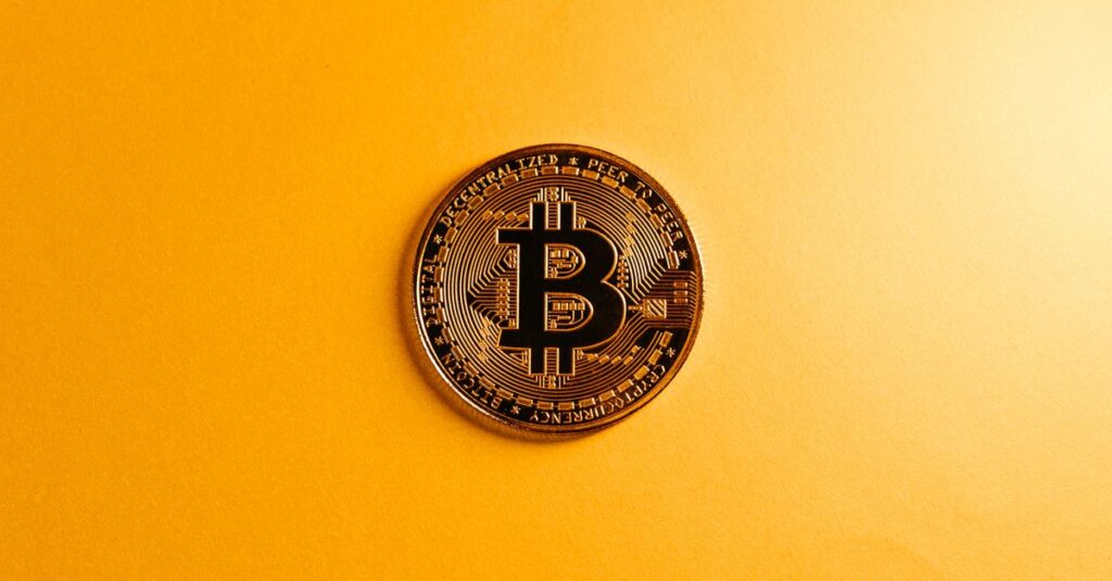 Révolution financière en vue : Le gouverneur de la Banque de France prône une innovation sans Bitcoin 6 découvrez la révolution financière : innovations, technologies disruptives et transformations majeures qui redéfinissent le paysage économique mondial.