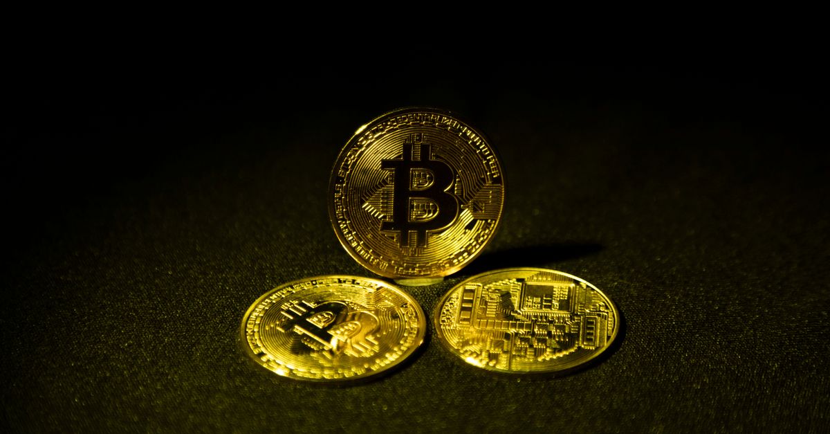 Révolution financière en vue : Le gouverneur de la Banque de France prône une innovation sans Bitcoin 8 découvrez comment la révolution financière transforme les marchés, les technologies et les pratiques économiques pour un avenir plus innovant et accessible.
