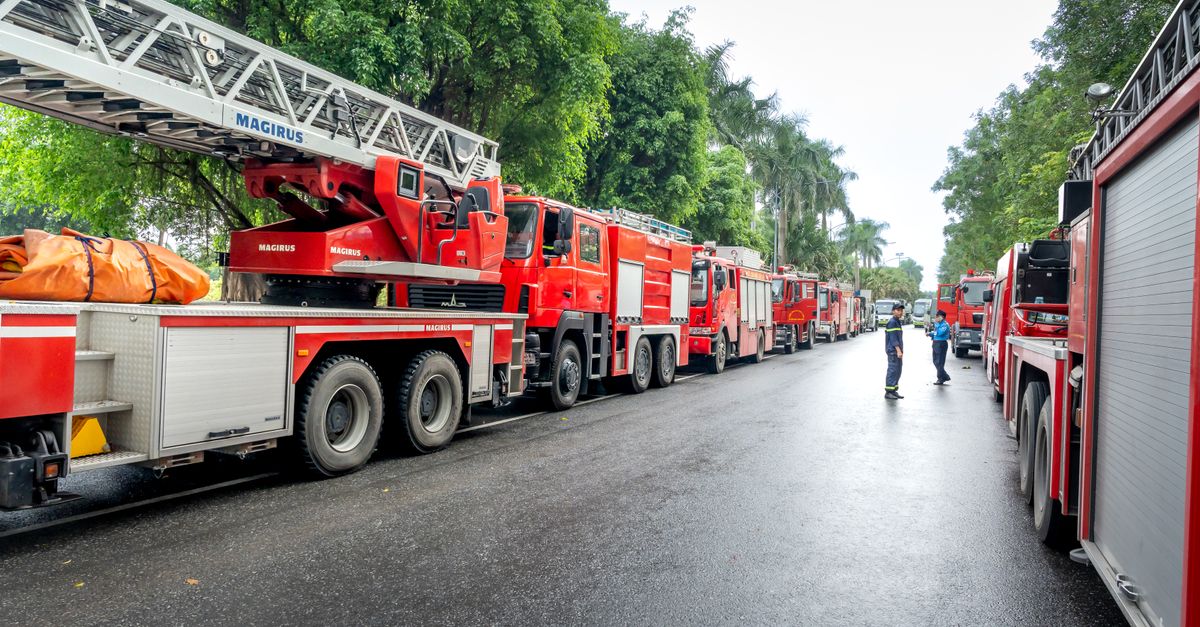 Vision 4rescue : un véhicule innovant révolutionnant l'équipement des pompiers 4 découvrez notre gamme de véhicules de lutte contre l'incendie, conçus pour garantir une intervention rapide et efficace en cas d'urgence.