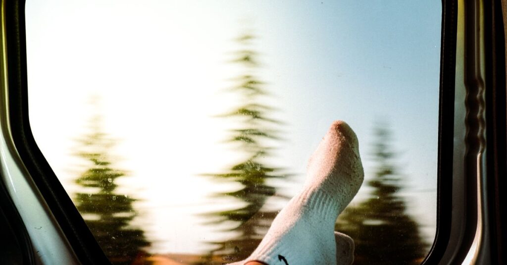 Une innovation audacieuse : des airbags conçus pour protéger nos pieds en cas d'accident automobile ! 1 découvrez nos airbags de football pour une protection optimale des pieds lors de vos matchs et entraînements. sécurité et confort garantis.