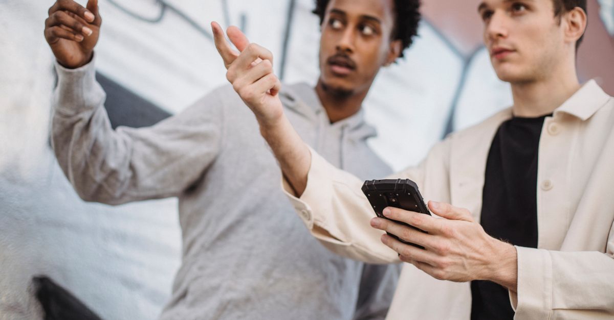 Gigaset GS6 Pro : le smartphone allemand qui révolutionne l'autonomie avec une batterie amovible 1 découvrez le gigaset gs6 pro, un smartphone robuste et performant conçu pour répondre à tous vos besoins professionnels avec une longue autonomie et une protection renforcée.