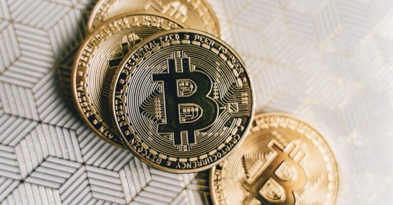 Huma Finance brise la tendance : une hausse remarquable alors que le Bitcoin et les altcoins plongent