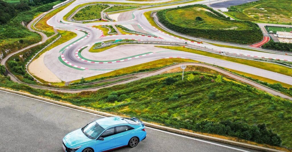 Corée du Sud : Hyundai Motor et son syndicat concluent un accord salarial suite à une grève marquante 6 accord historique entre hyundai motor et les syndicats en corée du sud, marquant une étape importante dans les relations de travail et la collaboration industrielle.