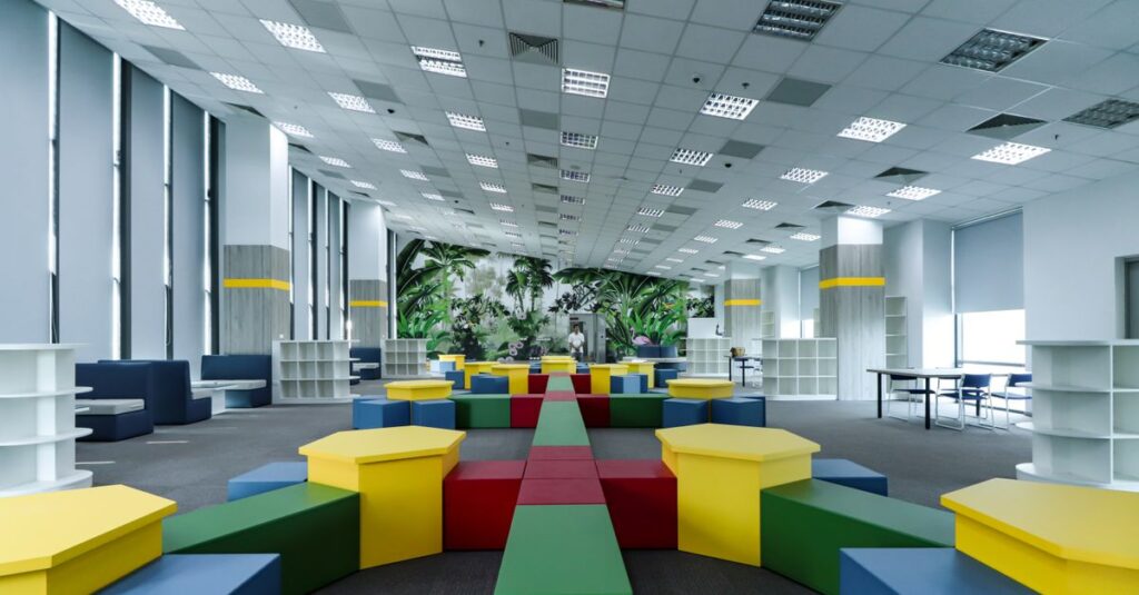 Un collège innovant qui multiplie les initiatives : Erasmus +, label de développement durable et web radio 9 découvrez une école innovante qui transforme l'éducation grâce à des méthodes pédagogiques modernes et technologiques, favorisant la créativité et la réussite des élèves.