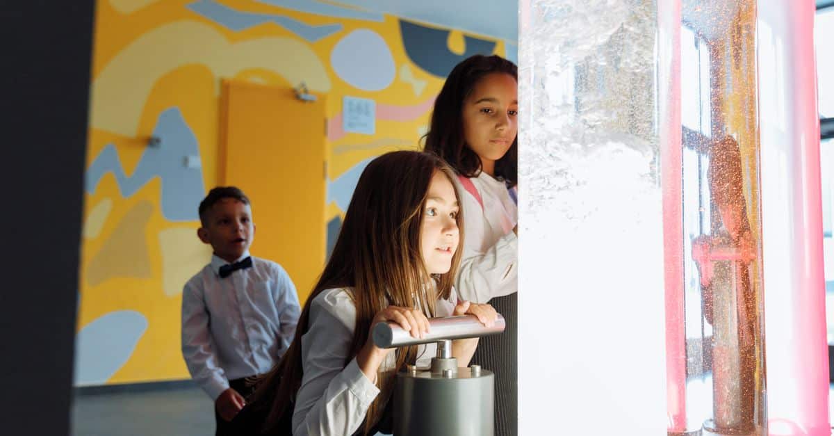 Un collège innovant qui multiplie les initiatives : Erasmus +, label de développement durable et web radio 2 découvrez notre école innovante qui transforme l'éducation grâce à des méthodes pédagogiques modernes et des technologies de pointe pour un apprentissage efficace et personnalisé.