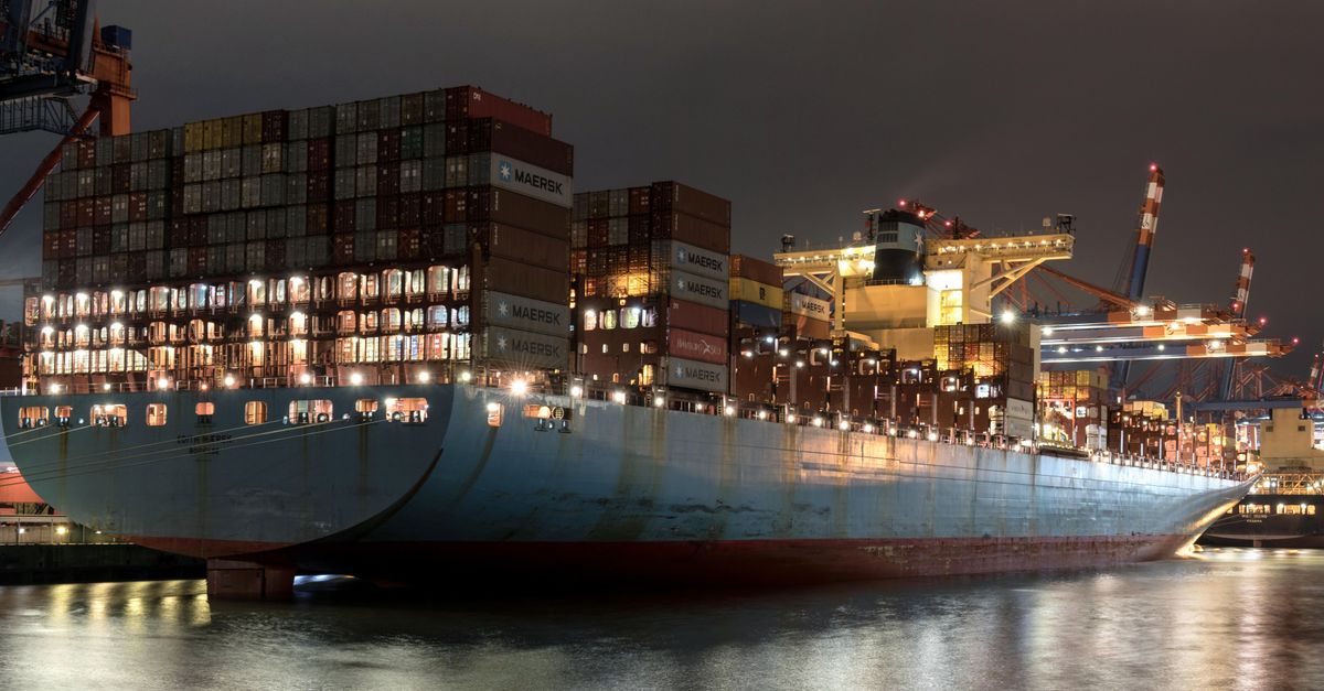 Maersk dépasse largement les attentes au deuxième trimestre et révise ses perspectives à la hausse 4 découvrez les résultats financiers de maersk, analyse des revenus, bénéfices et perspectives de croissance de la compagnie maritime leader mondial.