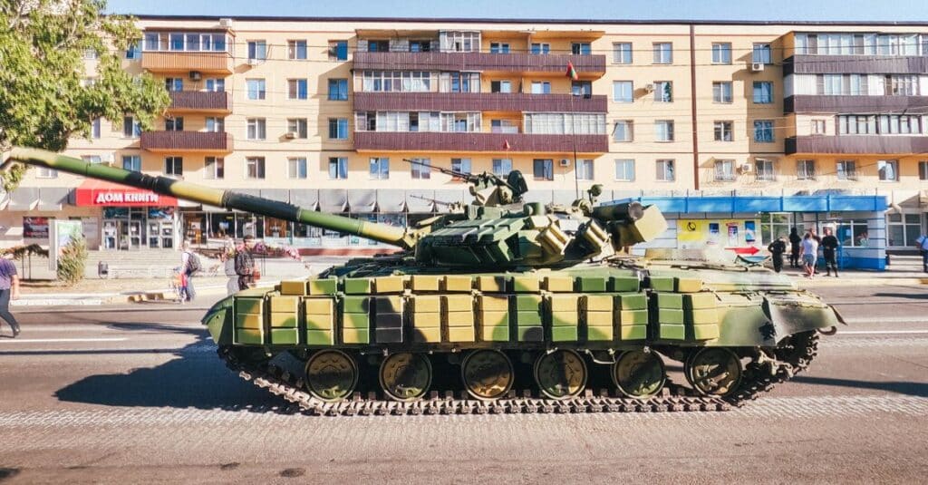 Le navire transportant des équipements militaires pour Israël, immobilisé à Marseille depuis mercredi, a quitté le port... du matériel militaire absent. 6 expédition sécurisée et fiable d'équipements militaires, assurant le transport rapide et conforme aux normes internationales pour vos besoins stratégiques.