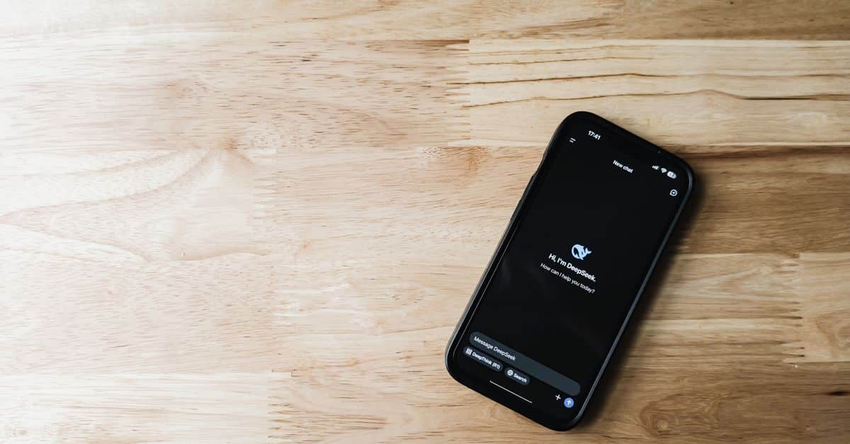 Mistral AI : dévoilement de sa toute nouvelle application mobile 2 découvrez le lancement de l'application mobile mistral ai, la nouvelle solution intelligente pour optimiser vos tâches quotidiennes grâce à l'intelligence artificielle.