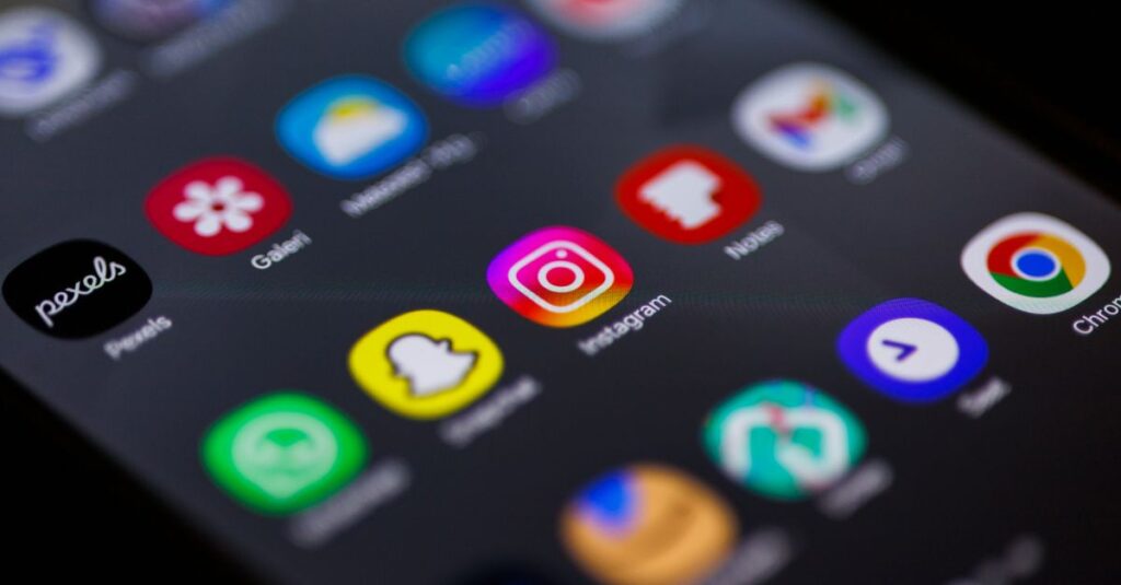 Applications mobiles : les nouvelles recommandations de la CNIL pour garantir une meilleure protection de votre vie privée 4 découvrez nos applications mobiles innovantes, conçues pour améliorer votre quotidien avec performance et simplicité.