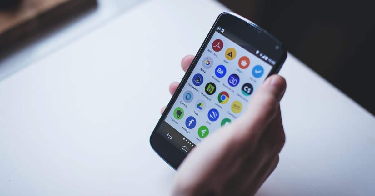 Applications mobiles : La CNIL demande une plus grande transparence 1 découvrez l'importance de la transparence des applications mobiles pour protéger vos données personnelles et garantir une utilisation sécurisée.