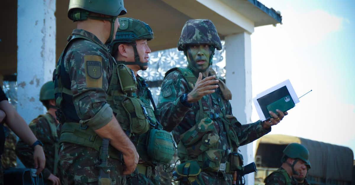 Vision 4rescue : un centre de commandement mobile innovant pour soutenir les sapeurs-pompiers 6 découvrez notre centre de commandement mobile, une solution flexible et équipée pour gérer vos opérations sur le terrain efficacement et en toute sécurité.