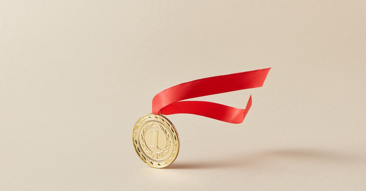 Le prix Nobel de physique attribué à deux scientifiques pour leurs recherches innovantes sur l'apprentissage automatique 10 découvrez l'histoire et les lauréats du prix nobel de physique, récompensant chaque année les avancées majeures dans le domaine de la physique.
