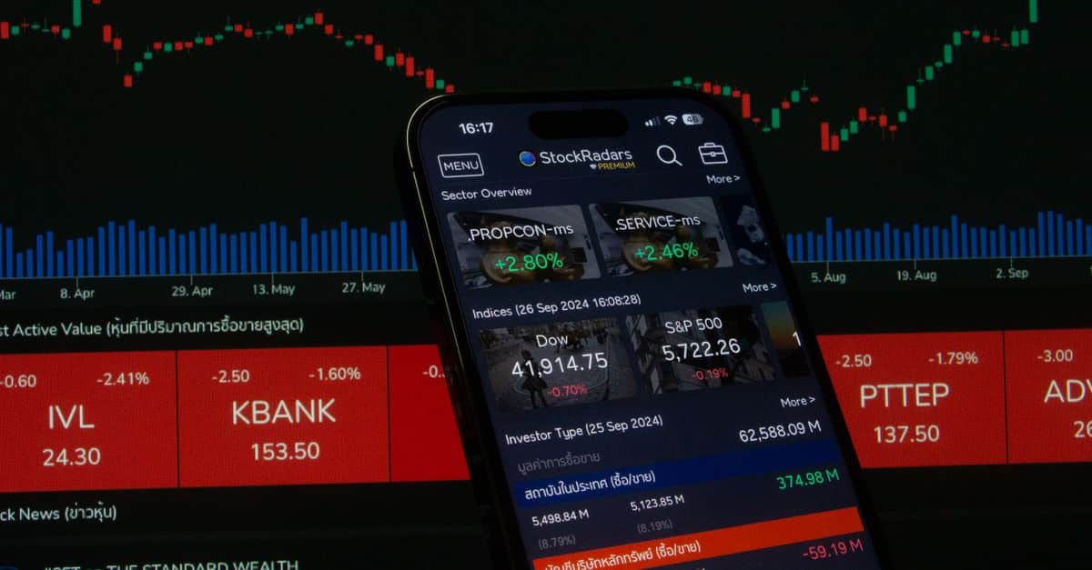 Pétrole et or en hausse : les marchés réagissent aux escalades des tensions géopolitiques 7 découvrez les dernières tendances et fluctuations des prix du pétrole et de l'or pour rester informé des marchés financiers et prendre des décisions éclairées.