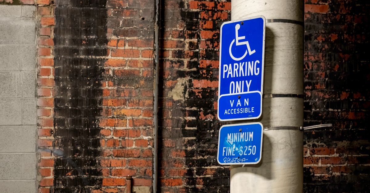 Carrefour restreint l'accès de certains véhicules à ses parkings : ce choix suscite l'inquiétude des automobilistes 2 découvrez nos solutions pour la restriction d'accès aux parkings, assurant sécurité et contrôle optimal des entrées.