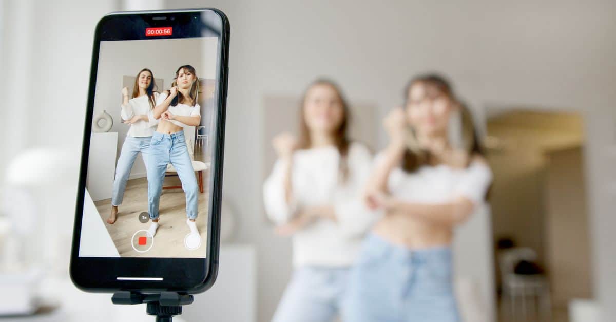 Peertube engage une initiative novatrice pour bonifier son application mobile 2 peertube est une plateforme décentralisée et open source pour l'hébergement et le partage de vidéos, offrant une alternative aux solutions centralisées traditionnelles.